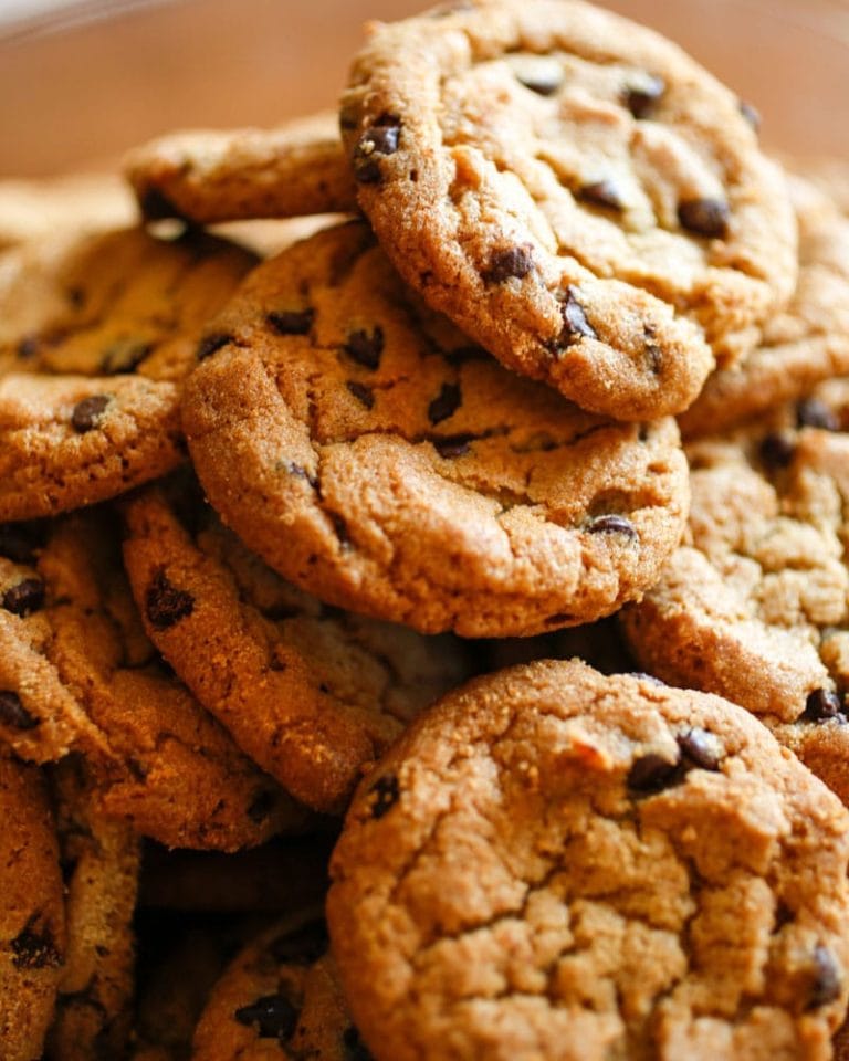 Sourdough Chocolate Chip Cookies Recipe | Healthy & Tasty