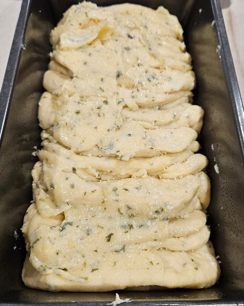 Sourdough Discard Pull Apart Garlic Bread