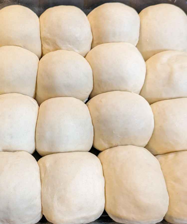 Easy Sourdough Dinner Rolls Recipe